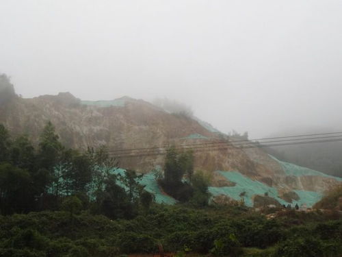 哀牢山景区化区域的开发与保护